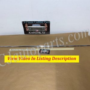 OEM 1965 1966 Cadillac Sedan Calais Deville Fleetwood FRONT DOOR CENTER MOLDING TRIM SPEAR #4227317